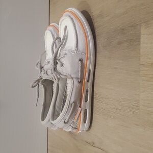 Columbia Women's Canvas Boat Shoes. Size 6. Pre-owned.